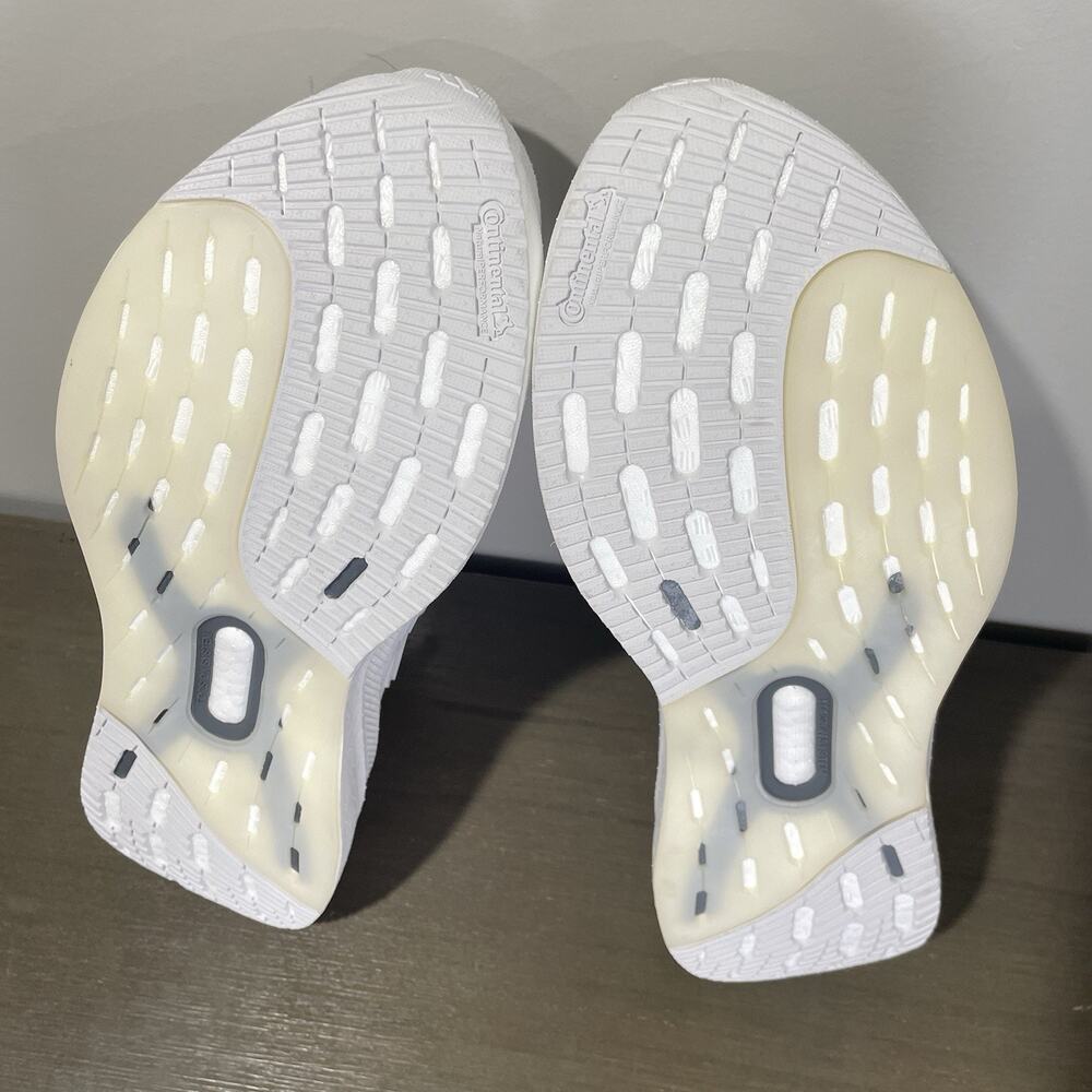 Adidas Mens Size 14 Shoes NEW Ultraboost 5 Running Triple White ID8813 - Picture 7 of 10